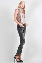 Load image into Gallery viewer, MID RISE SKINNY WITH DESTROY