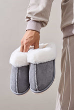 Load image into Gallery viewer, Faux Fur Round Toe Slippers