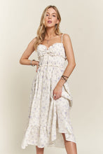 Load image into Gallery viewer, ADORA Smocked Floral Sweetheart Neck Cami Dress