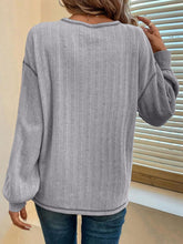 Load image into Gallery viewer, Mandy Contrast Stitching Round Neck Long Sleeve T-Shirt