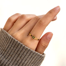Load image into Gallery viewer, 925 Sterling Silver Enamel Flower Ring