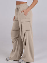 Load image into Gallery viewer, Elastic Waist Wide Leg Pants with Pockets