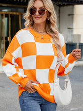 Load image into Gallery viewer, Checkered Round Neck Long Sleeve Sweater