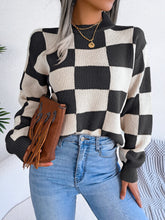 Load image into Gallery viewer, Checkered Mock Neck Long Sleeve Sweater