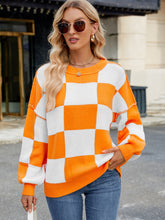 Load image into Gallery viewer, Checkered Round Neck Long Sleeve Sweater
