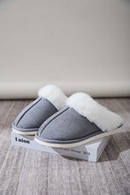 Load image into Gallery viewer, Faux Fur Round Toe Slippers