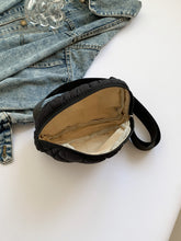 Load image into Gallery viewer, Bubble Texture Adjustable Strap Crossbody Bag