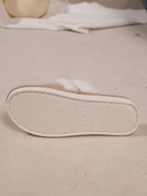 Load image into Gallery viewer, Contrast Faux Fur Round Toe Slippers