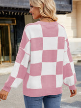 Load image into Gallery viewer, Checkered Round Neck Long Sleeve Sweater
