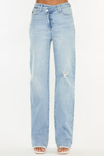 Load image into Gallery viewer, Kancan Distressed High Waist Straight Jeans