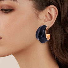 Load image into Gallery viewer, Alloy Drip Oil C-Hoop Earrings