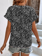 Load image into Gallery viewer, Printed V-Neck Short Sleeve Blouse