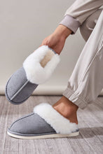 Load image into Gallery viewer, Faux Fur Round Toe Slippers
