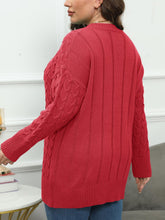Load image into Gallery viewer, Plus Size Round Neck Long Sleeve Sweater