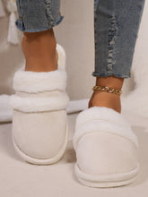 Load image into Gallery viewer, Contrast Faux Fur Round Toe Slippers
