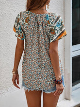 Load image into Gallery viewer, Printed Tie Neck Short Sleeve Blouse