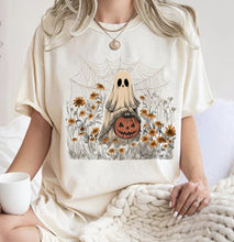 Load image into Gallery viewer, Pumpkin Ghost Flower Tee/Sweatshirt