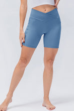 Load image into Gallery viewer, Slim Fit V-Waistband Sports Shorts