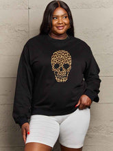 Load image into Gallery viewer, Drop Shoulder Graphic Sweatshirt