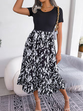 Load image into Gallery viewer, Printed Round Neck Ruffle Hem Dress