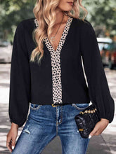 Load image into Gallery viewer, Contrast V-Neck Long Sleeve Blouse