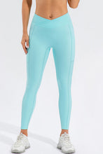 Load image into Gallery viewer, High Waist Active Leggings with Pockets