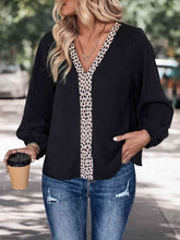 Load image into Gallery viewer, Contrast V-Neck Long Sleeve Blouse