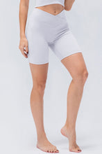Load image into Gallery viewer, Slim Fit V-Waistband Sports Shorts