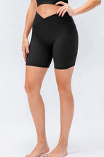 Load image into Gallery viewer, Slim Fit V-Waistband Sports Shorts