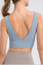 Load image into Gallery viewer, Scoop Neck Wide Strap Active Tank
