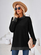 Load image into Gallery viewer, Contrast Mock Neck Long Sleeve T-Shirt