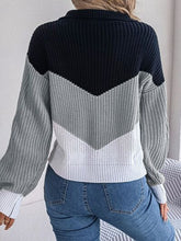 Load image into Gallery viewer, Color Block Dropped Shoulder Sweater