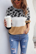 Load image into Gallery viewer, Color Block Round Neck Lantern Sleeve Sweater