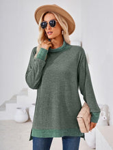 Load image into Gallery viewer, Contrast Mock Neck Long Sleeve T-Shirt