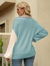 Load image into Gallery viewer, Color Block Dropped Shoulder Sweater