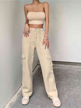 Load image into Gallery viewer, Straight Jeans with Pockets