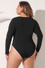 Load image into Gallery viewer, Plus Size Round Neck Long Sleeve Bodysuit