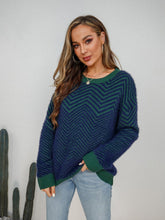 Load image into Gallery viewer, Round Neck Long Sleeve Sweater