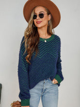 Load image into Gallery viewer, Round Neck Long Sleeve Sweater