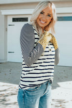 Load image into Gallery viewer, Striped Buttoned Long Sleeve Top