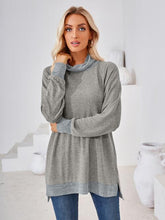 Load image into Gallery viewer, Contrast Mock Neck Long Sleeve T-Shirt