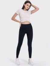 Load image into Gallery viewer, Pocketed High Waist Active Leggings
