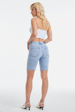 Load image into Gallery viewer, BAYEAS Mid Rise Stretch Denim Shorts
