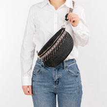 Load image into Gallery viewer, Bead Trim Straw Weave Crossbody Bag
