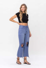 Load image into Gallery viewer, 90&quot;s Vintage Crop Flare Jeans
