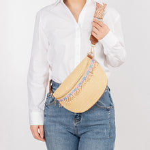 Load image into Gallery viewer, Bead Trim Straw Weave Crossbody Bag
