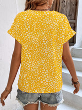 Load image into Gallery viewer, Printed V-Neck Short Sleeve Blouse
