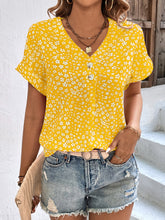 Load image into Gallery viewer, Printed V-Neck Short Sleeve Blouse

