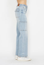 Load image into Gallery viewer, Judy Blue Full Size High Waist Straight Cargo Jeans
