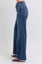 Load image into Gallery viewer, Judy Blue Full Size Raw Hem Mid Rise Jeans
